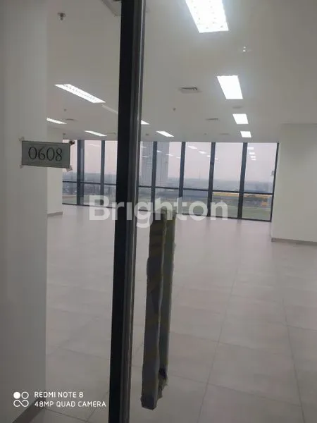 image OFFICE PERKANTORAN THE SMITH ALAM SUTERA LANTAI RENDAH UNFURNISH KOSONGAN (4)