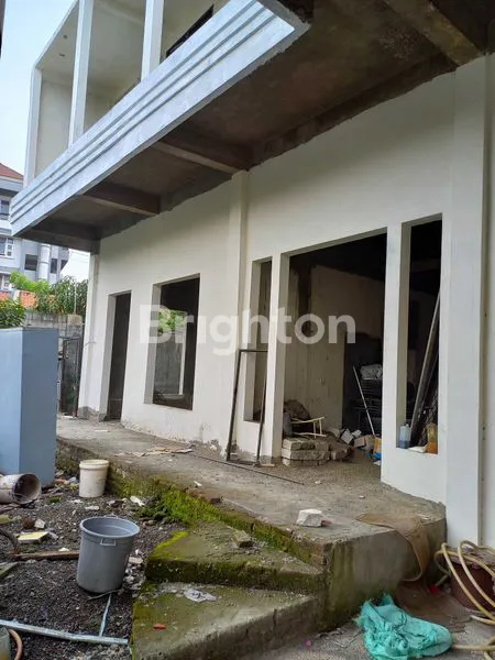 image DIJUAL RUMAH HOOK SETENGAH JADI DI PANDUGO (2)