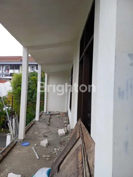 image DIJUAL RUMAH HOOK SETENGAH JADI DI PANDUGO (8)