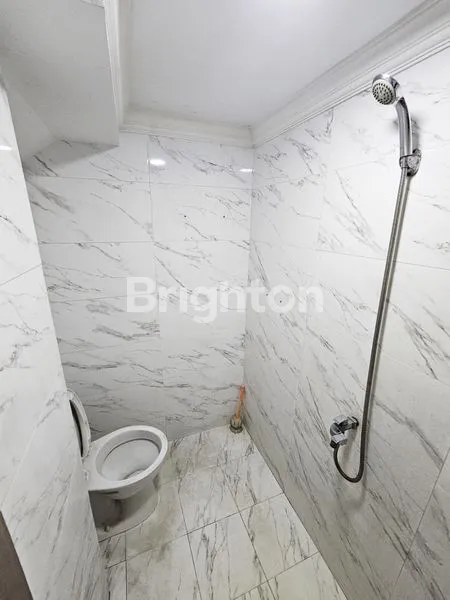 image RUMAH 3 LANTAI DEKAT STASIUN MRT CIRENDEU  (5)