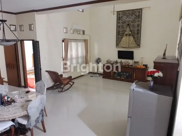 image RUMAH 2 LANTAI FULL FURNISHED DI PESONA KHAYANGAN DEPOK (3)