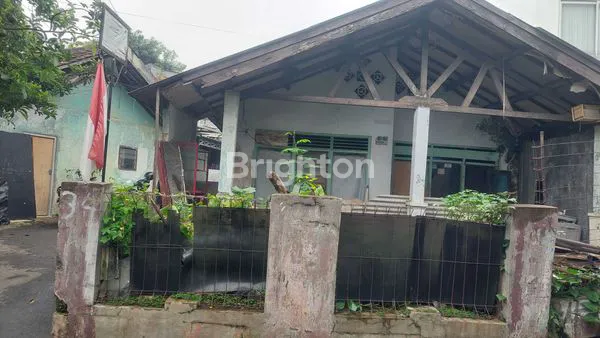 image RUMAH HITUNG TANAH KAVLING DIDALAM HUNIAN PADAT PENDUDUK (1)
