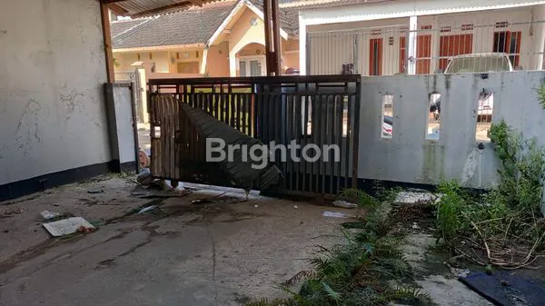 RUMAH DI KOMPLEK PERMATA BIRU CIBIRU