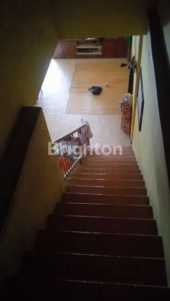 image RUKO GANDENG,YANG SATU 2 TINGKAT,YANG SATU LAGI 1,5 TINGKAT (3)