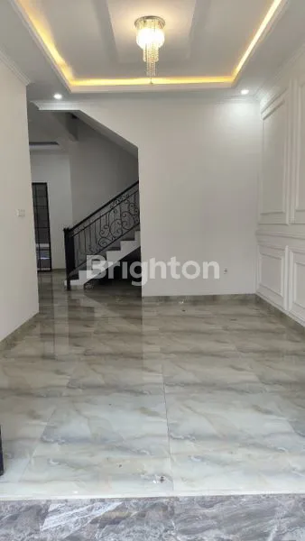 image RUMAH MEWAH 4+1 KT DI JAGAKARSA, JAKARTA SELATAN, SERTIFIKAT SHM, HARGA TERJANGKAU! (2)