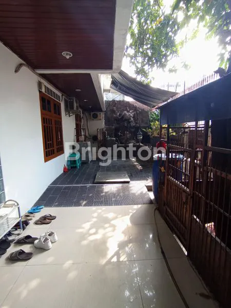 image RUMAH LUAS DAN RAPI SIAP HUNI DI JELAMBAR JAKARTA BARAT (2)