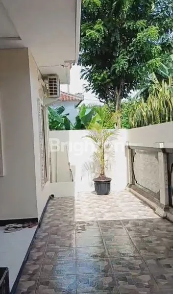 image RUMAH MINIMALIS MODERN FULLY FURNISHED DI JIMBARAN (1)