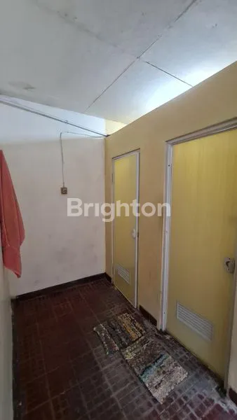 image RUMAH STRATEGIS DI JANTUNG KOTA SOLO, DEKAT ALUN-ALUN DAN SLAMET RIYADI (7)