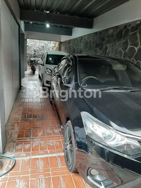 image RUMAH 2 LANTAI SERASA VILA DI TENGAH KOTA BANDUNG KWALITAS UDARA YG SEGAR ALAM DISEKITAR RUMAH (7)