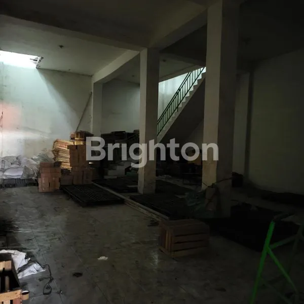 image GUDANG BENTUK \"L\" DI TERONG (4)