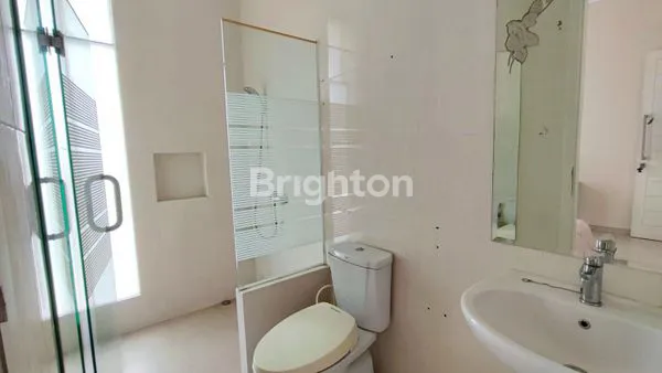 image MINIMALIS WOODLAND CITRALAND SURABAYA (5)