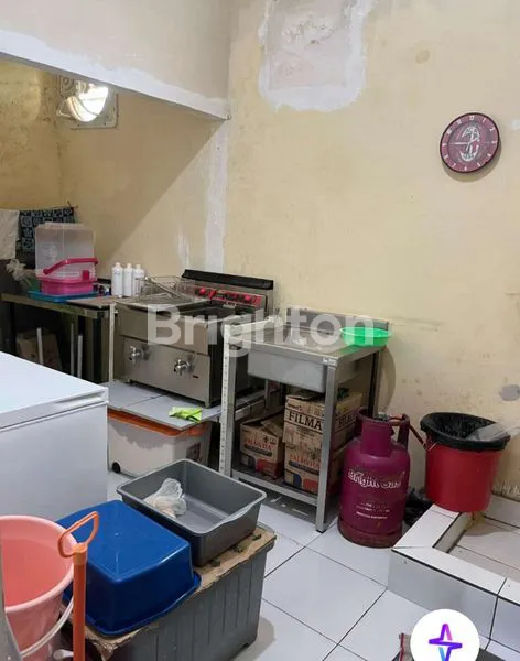 image DIJUAL CEPAT RUKO FULL FURNISH STRATEGIS UNTUK USAHA , LOKASI KEDUNGMUNDU - SEMARANG (6)