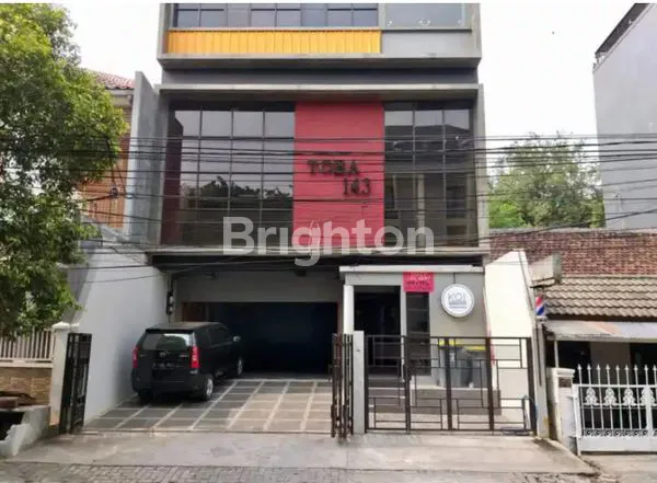 image GEDUNG KANTOR 4 LANTAI DI BENHIL – LOKASI STRATEGIS & JALAN BESAR! (1)