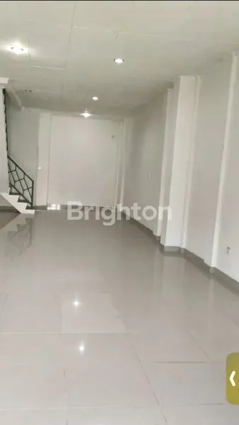 image RUKO PINGGIR JALAN (2)