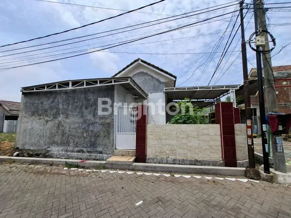 image RUMAH JEJER 2 UNIT JADI SATU DI TAMAN ASRI (2)