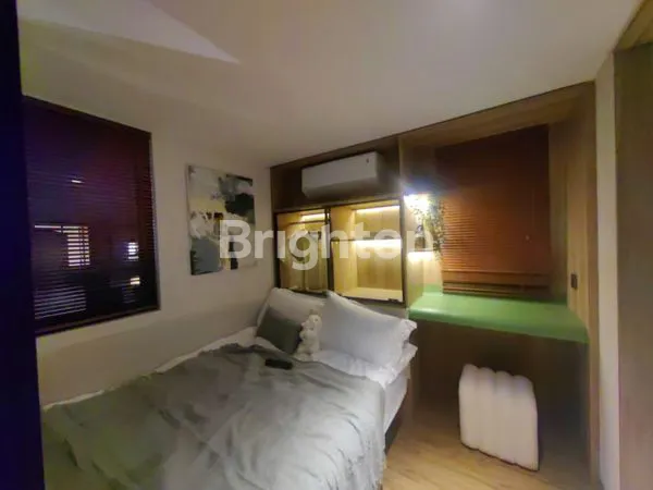 image RUMAH INDENT , RUMAH 3 LANTAI KAWASAN LEGOK , TANGERANG (4)