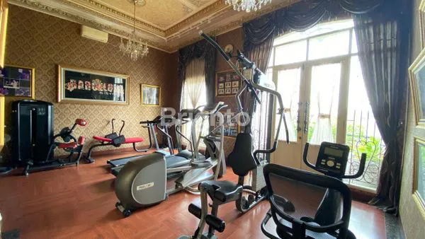 image RUMAH FULL FURNISH KELAPA GADING HARMONY LUAS SUNTER JAKARTA UTARA  (7)