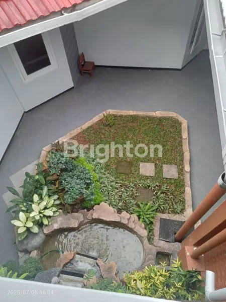 image RUMAH TERAWAT SIAP HUNI DI BARUK UTARA DEKAT MERR (8)