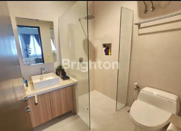 image RUMAH LUKS DAN ASRI DI KEMANGGISAN - JAKARTA BARAT (7)