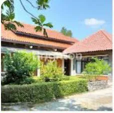 RUMAH VILLA KADUNGORA GARUT