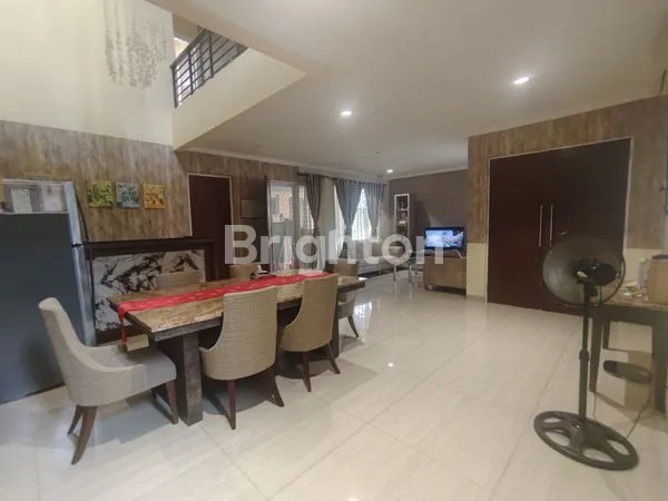 image RUMAH 2 LANTAI DI DELATINOS BSD TANGERANG  (7)