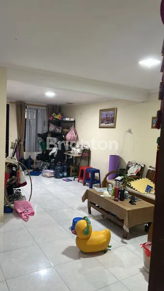 image RUMAH PADEMANGAN UK 10X15 ROW 1 MOBIL 2KT 1KM 1.5LT JAKARTA UTARA (6)