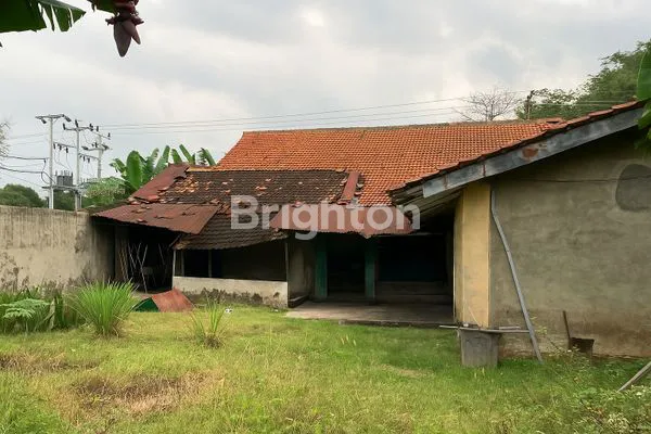 image RUMAH DAN TANAH LUAS STRATEGIS RAYA JATINOM KLATEN (2)