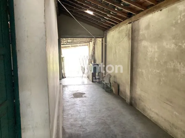 image RUMAH DAN TANAH LUAS STRATEGIS RAYA JATINOM KLATEN (4)