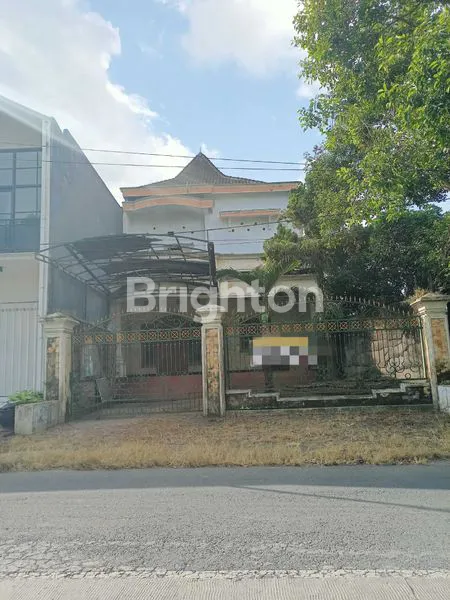 image RUMAH MEWAH STRATEGIS SIAP HUNI DI JL BRIGJEN SUTRAN (1)