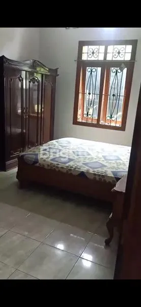 image RUMAH MEWAH TERAWAT MANYAR TIRTOYOSO (5)