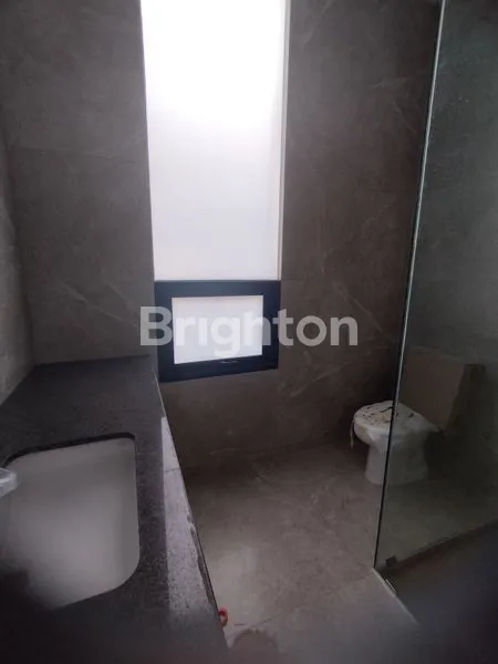 image RUMAH DIAN ISTANA  (8)