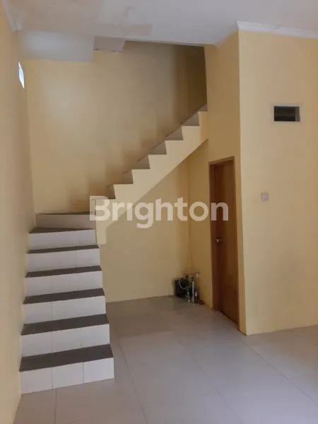 image RUMAH KEMAYORAN PUSAT KOTA UK 3.5X11 ROW MOTOR JAKARTA PUSAT (2)