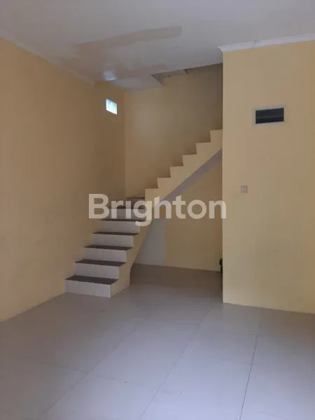 image RUMAH KEMAYORAN PUSAT KOTA UK 3.5X11 ROW MOTOR JAKARTA PUSAT (5)