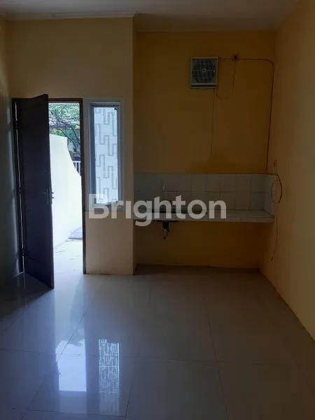 image RUMAH KEMAYORAN PUSAT KOTA UK 3.5X11 ROW MOTOR JAKARTA PUSAT (7)