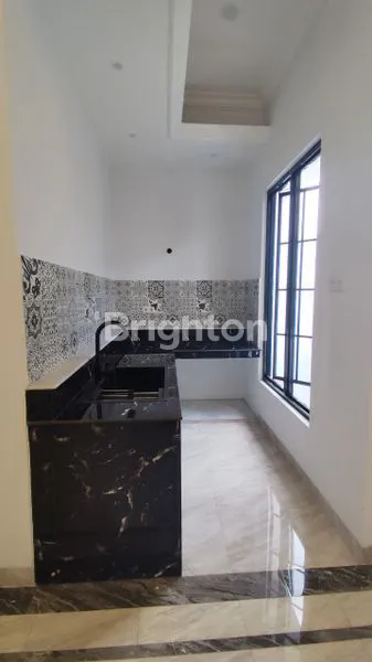 image RUMAH 3 LANTAI SIAP HUNI – RAGUNAN, PASAR MINGGU, JAKARTA SELATAN (3)