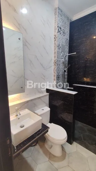 image RUMAH 3 LANTAI SIAP HUNI – RAGUNAN, PASAR MINGGU, JAKARTA SELATAN (5)