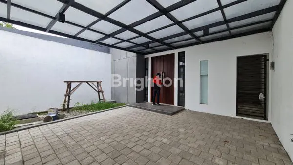 image RUMAH BARU GRESS 2 LANTAI MEWAH PONDOK TJANDRA MURAH (1)