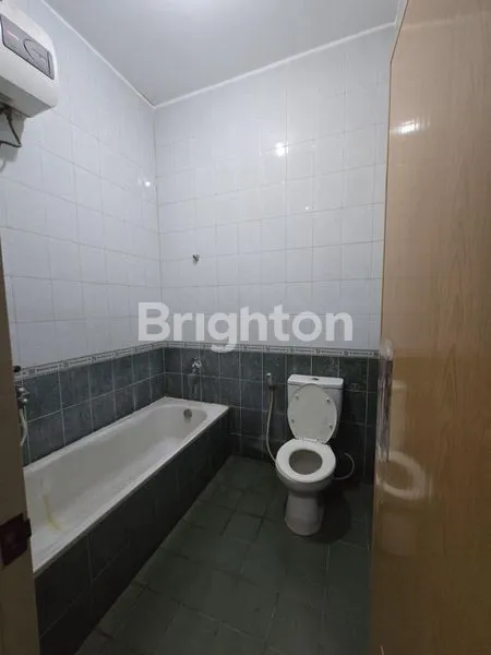 image RUMAH SIAP HUNI 2 LT DI PALEM SEMI KARAWACI TANGERANG (4)