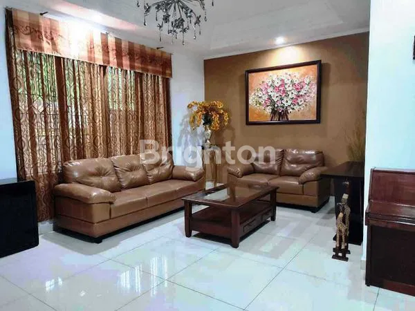 image RUMAH MEWAH JAKARTA TIMUR (4)