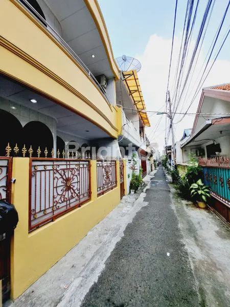 image DIJUAL RUMAH LAYAK HUNI TERAWAT TANJUNG DUREN (2)