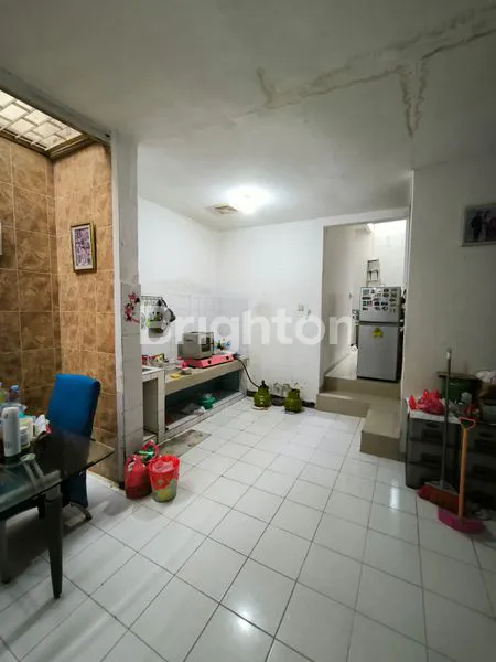 image RUMAH DI PETOJO ENCLEK, JAKARTA PUSAT (2)