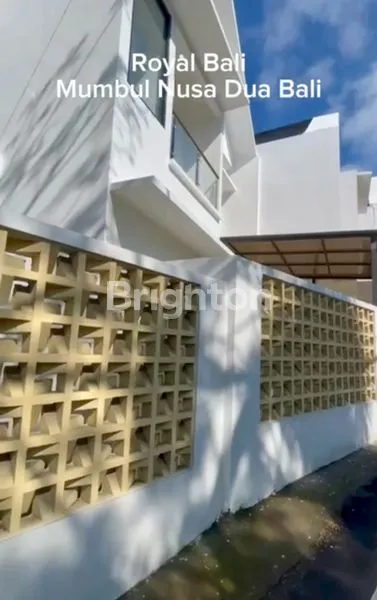 image RUMAH NYAMAN DI TAMAN MUMBUL CLUSTER NUSA DUA (5)