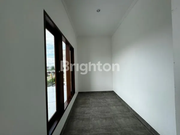 image DISEWAKAN RUMAH SEMINYAK KAWASAN ELITE (5)