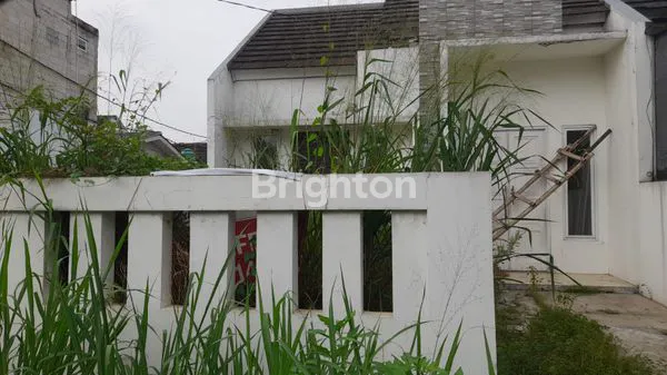 5 RUMAH HOEK, HITUNG TANAH - PAMULANG