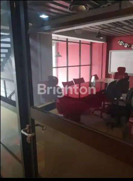image GEDUNG 4 LANTAI SEMI FURNISHED STRATEGIS BENHIL, JAKARTA PUSAT. (5)