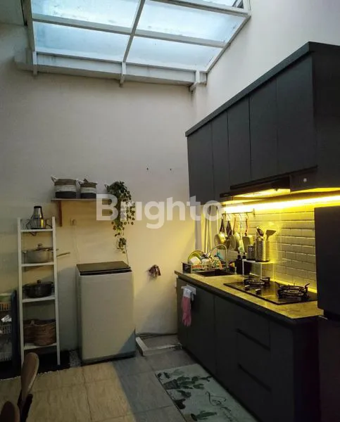 image RUMAH FULL RENOVASI DI JUAL SIAP HUNI DI CIOMAS RIVER VIEW BOGOR, STASIUN BOGOR & ALUN ALUN KOTA BOGOR 5 MENIT, KE RSIA UMMI 10 MENIT, KE RSUD KOTA BOGOR 10 MENIT, DEJAT PASAR CIOMAS, DEKAT SUPERINDO (5)
