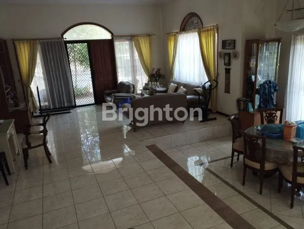 image RUMAH 2 LANTAI SIAP HUNI AREA BUKITSARI SEMARANG (1)