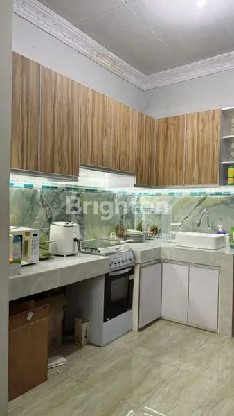 image RUMAH MEWAH 2 LANTAI YANG NYAMAN SIAP HUNI DI DEPOK (5)