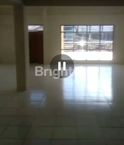 image DISEWAKAN RUKO GANDENG 2 PINTU, LOKASI SANGAT STRATEGIS, TENGAH KOTA, JALAN AGUS SALIM ,- SAMARINDA (2)