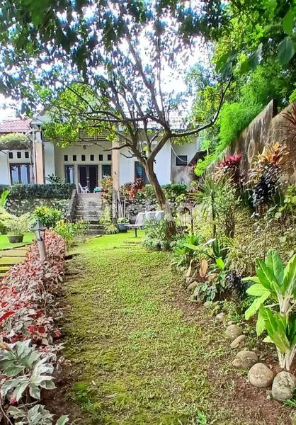 image RUMAH TANAHNYA LUAS KARYA WISATA UJUNG JOHOR MEDAN  (1)